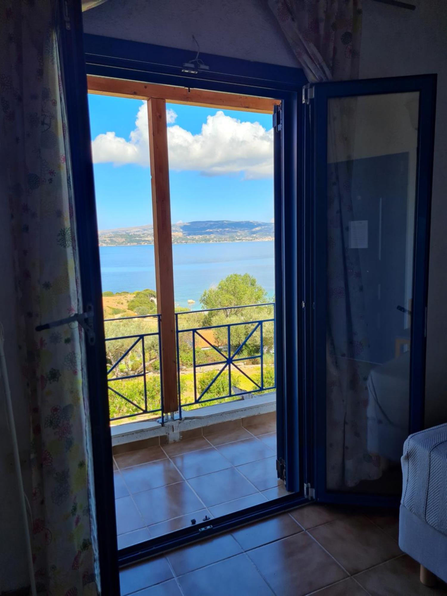 Metaxatos Apartments Argostoli  Habitación foto